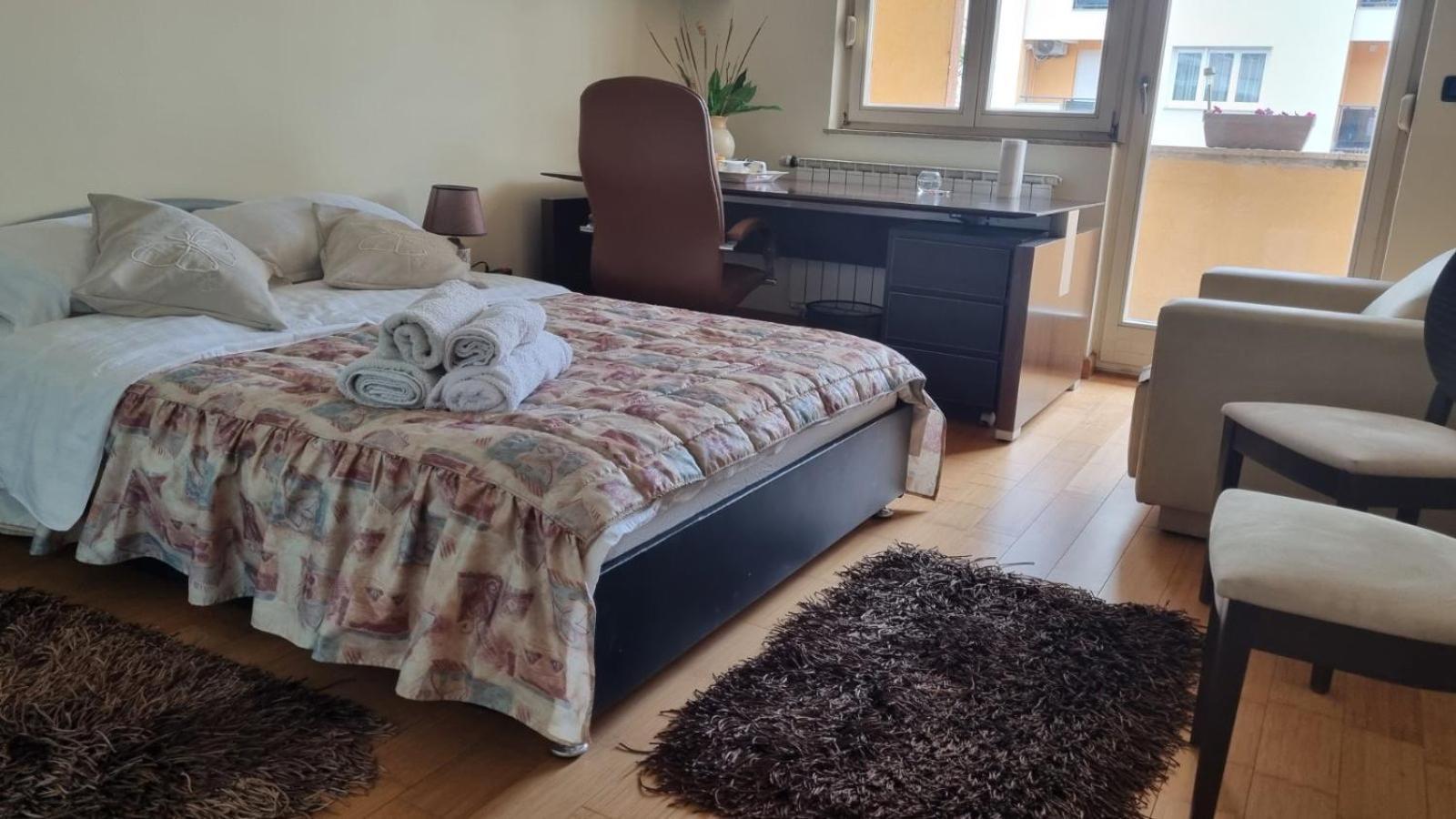 דירות באניה לוקה Bolek Mansion מראה חיצוני תמונה